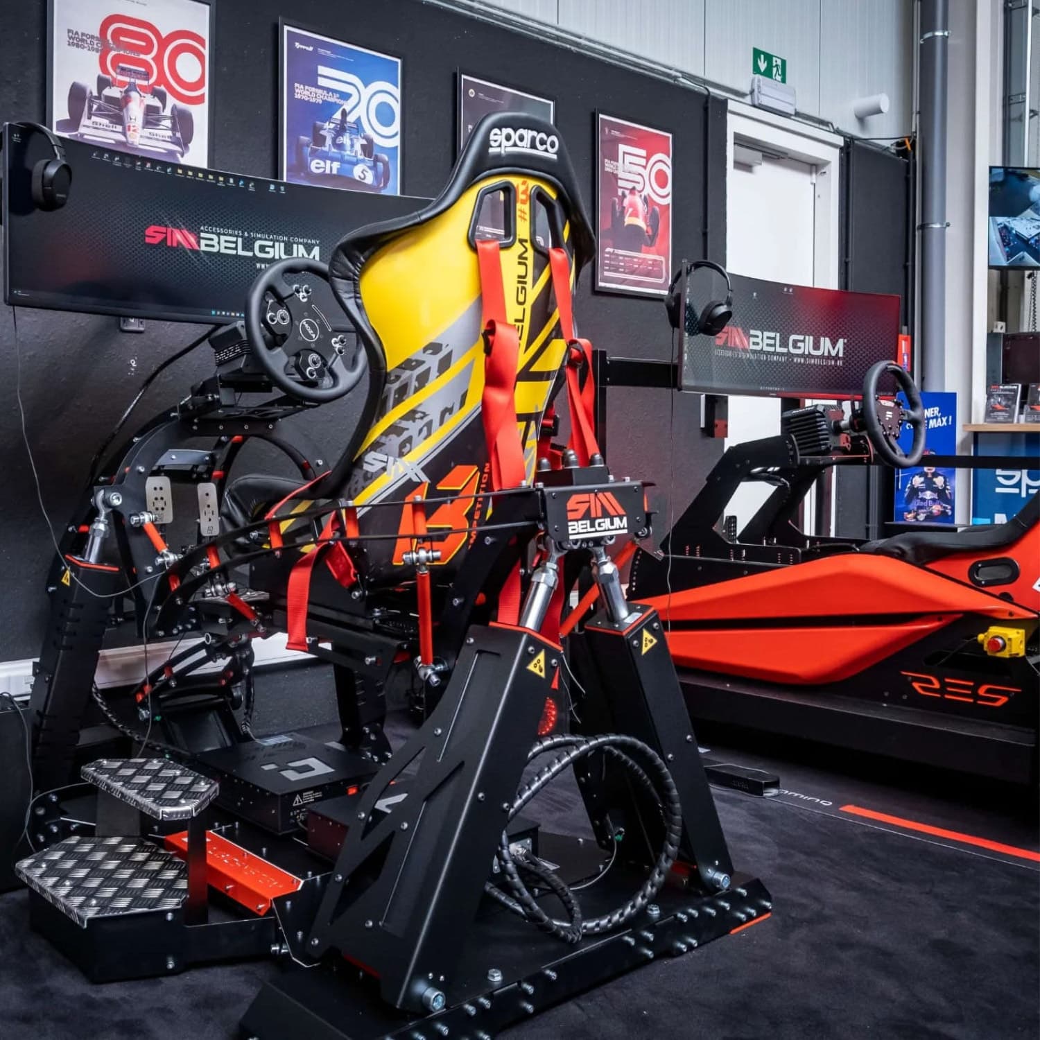 Sim Racing Center Merchtem in Belgium on the QS-V20 motion platform - photo 1