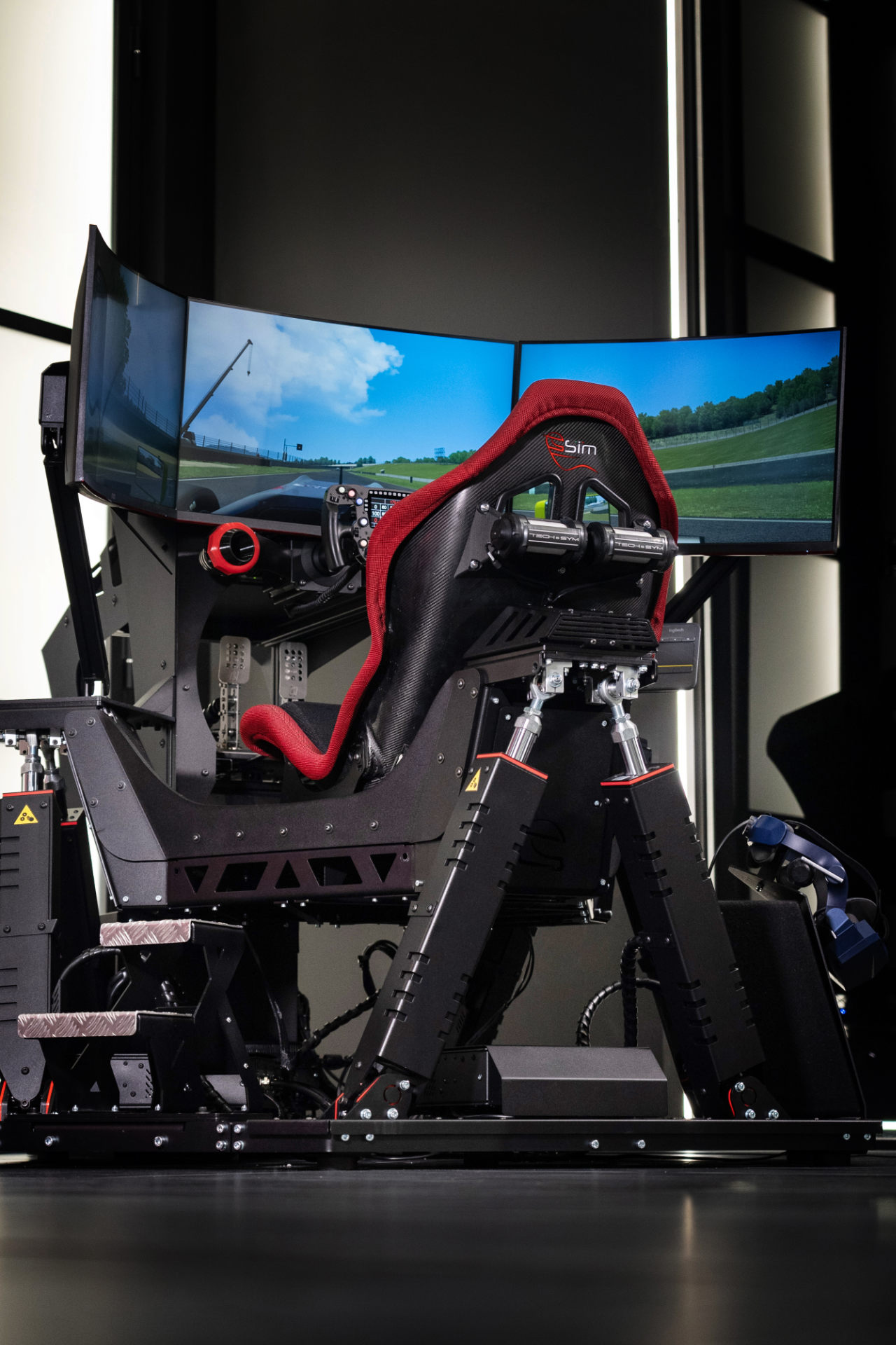 SIM RST racing simulator crafted by Sim Maranello in Italy