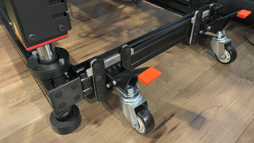 Sim racing and flight motion rig Sim racing and flight motion rig